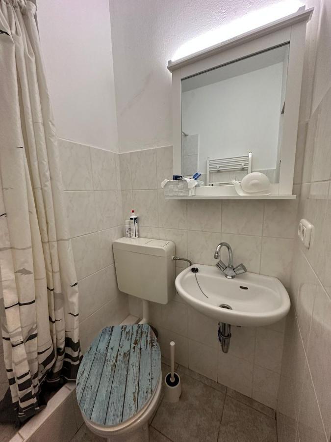 Kleine Oase In Essen-Sued Apartment Ngoại thất bức ảnh
